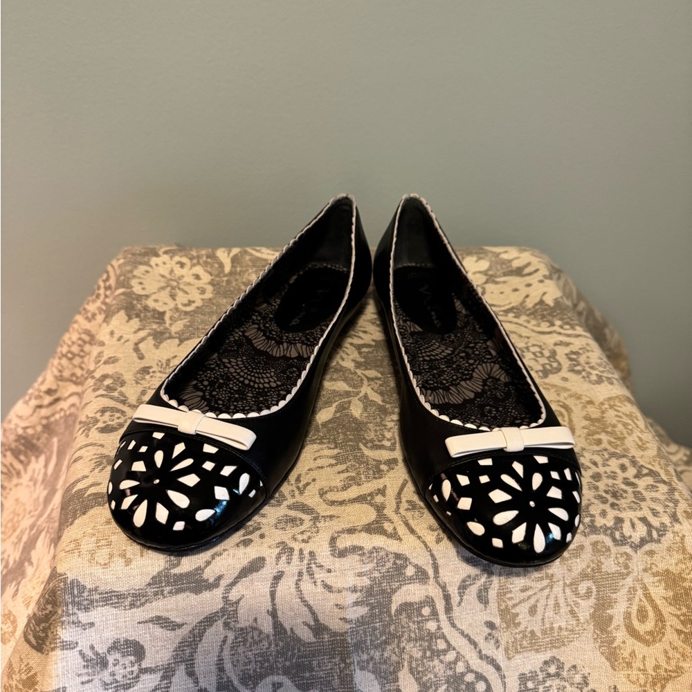 Nina Black and White Cutout Flats